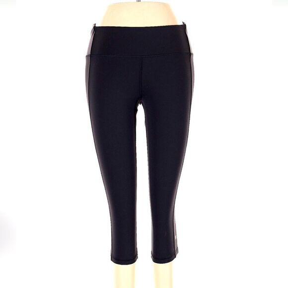 lululemon athletica Pants - Lululemon cropped black leggings